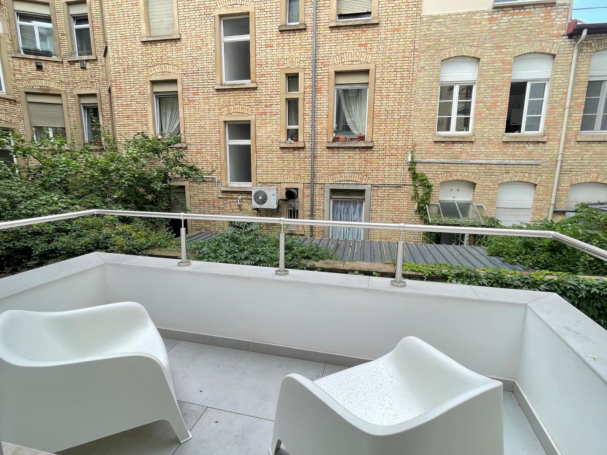 Modernes Apartment Im Zentrum Von Karlsruhe Exterior foto